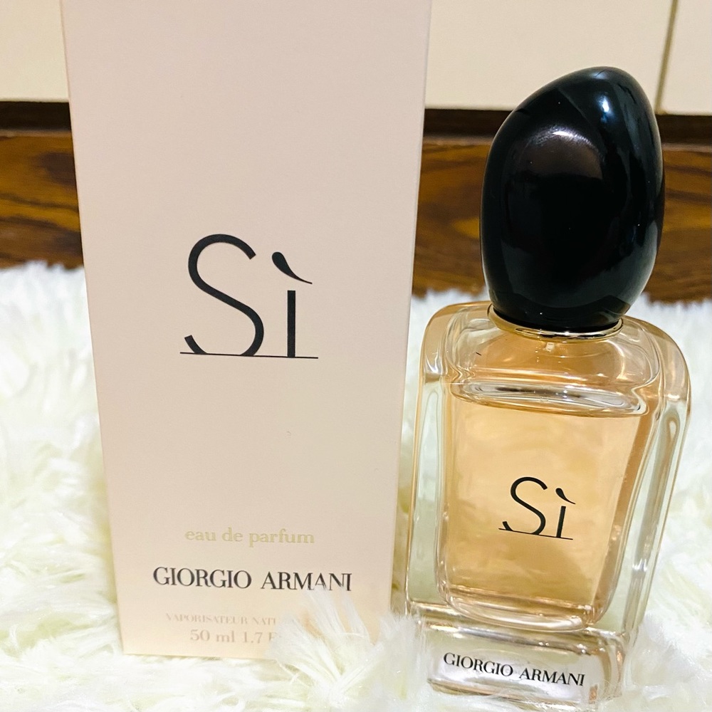 Giorgio Armani Si 1.7 Fl.oz- 50ml